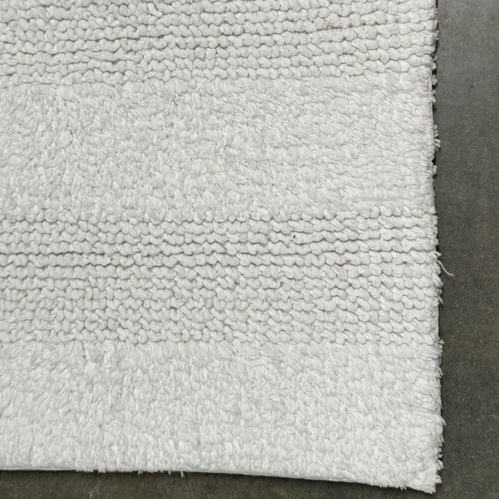 DKNY 17 x 24 White Bath Rug Mat Reversible COTTON Stripes Striped Knit Ivory